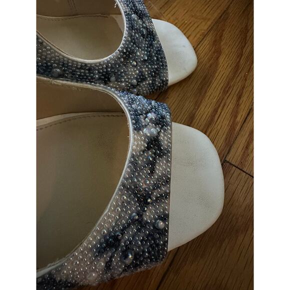 Blue by Betsey Johnson Mina Floral Rhinestone Slingback Heels 10M - Picture 4 of 8